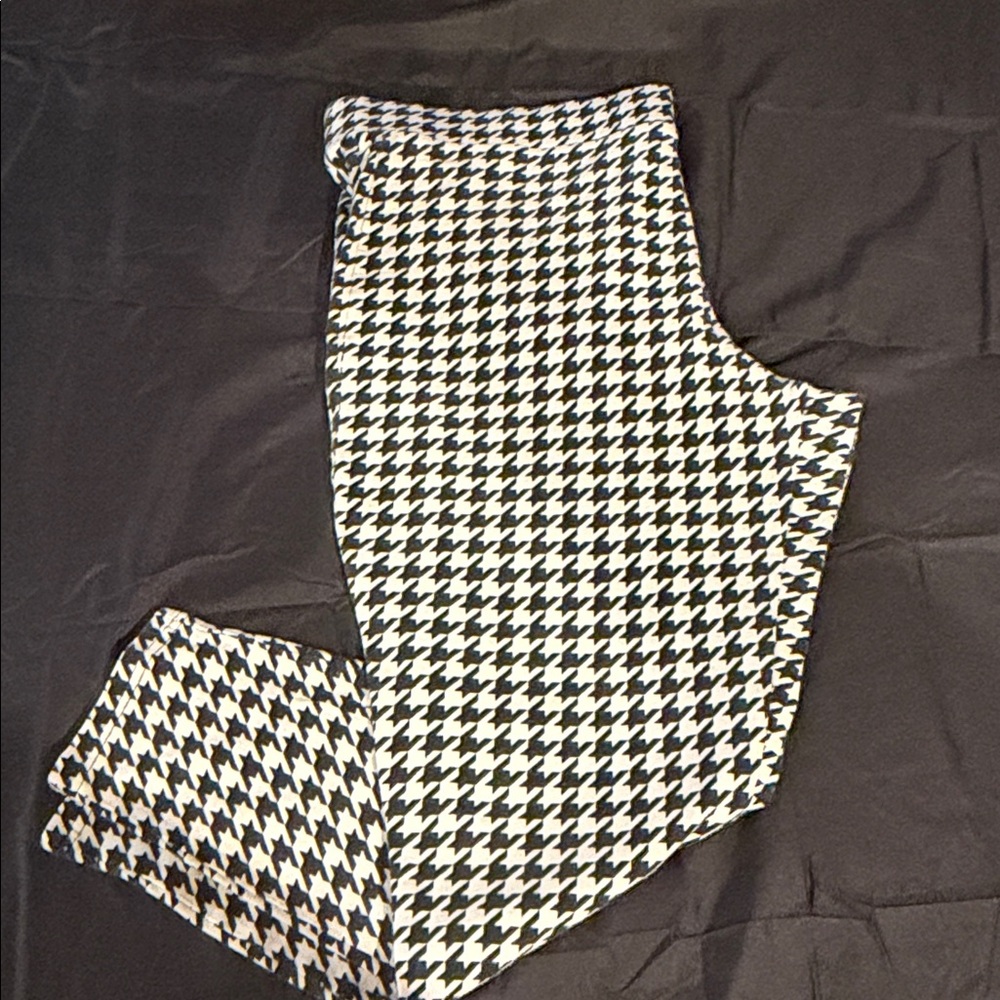 Torrid Black and White Houndstooth Pants